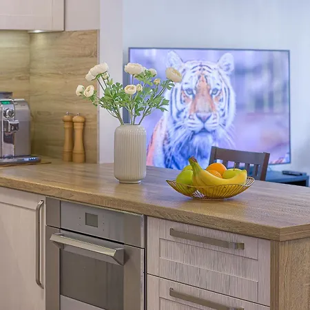 Family Oasis X Free Parking X Self Check In 24x7